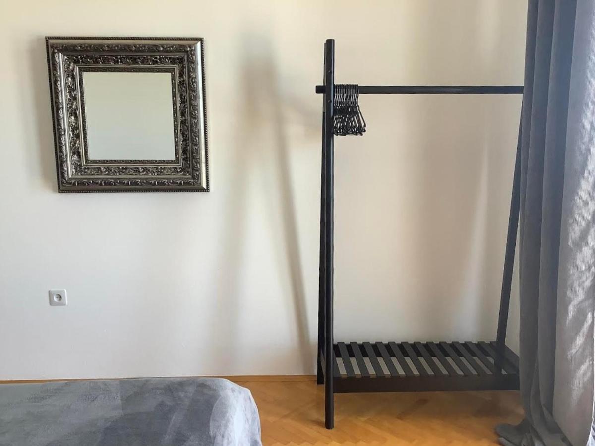 Rooms 22 - Beachfront Primošten Екстериор снимка