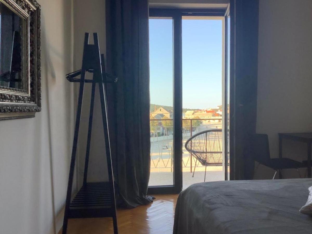 Rooms 22 - Beachfront Primošten Екстериор снимка
